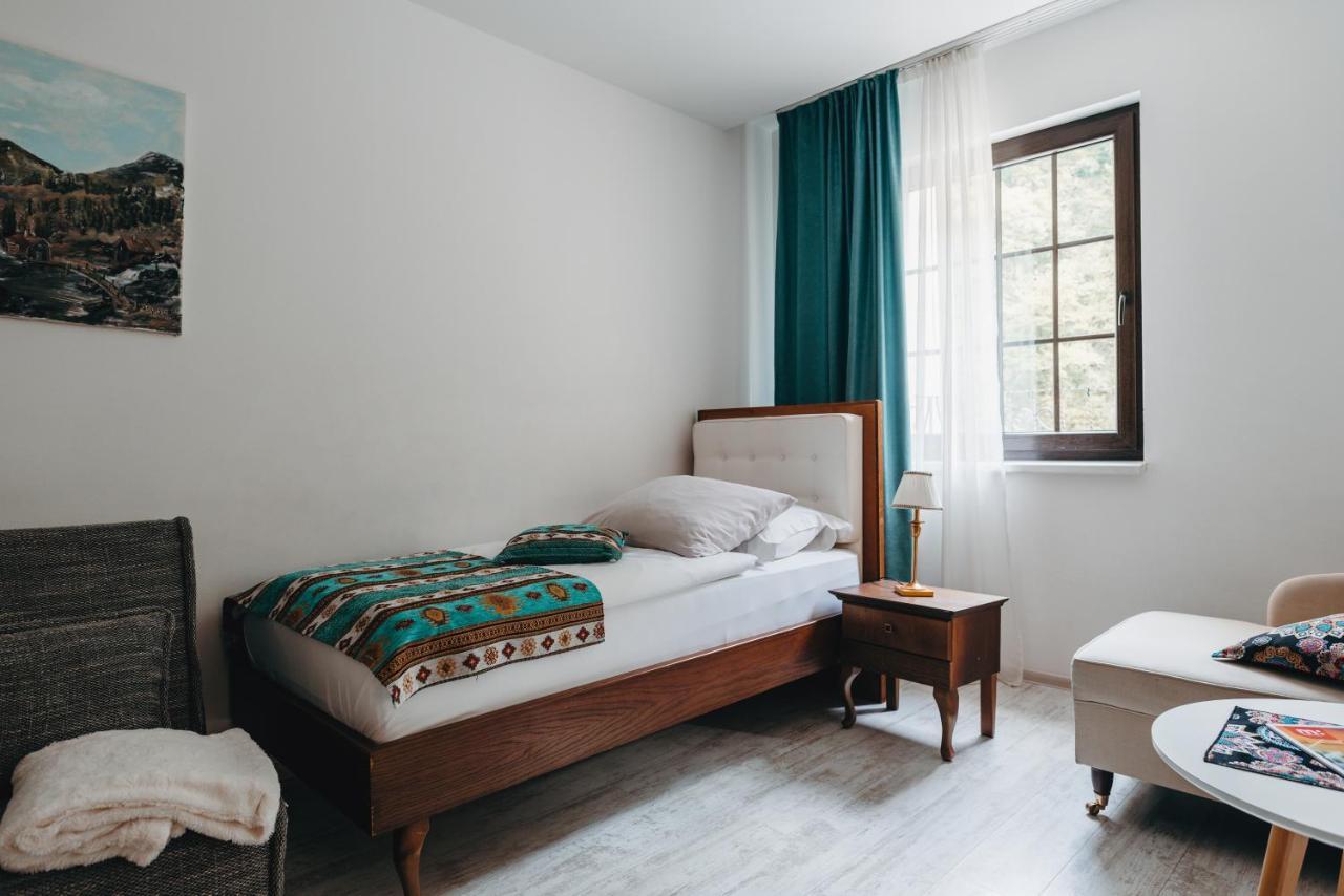 Hotel Kostelski Buk Bihać Екстериор снимка